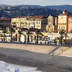 Sunny Old Town *